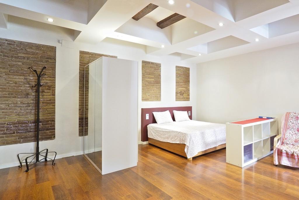 Sunny Apartments บาร์เซโลนา ภายนอก รูปภาพ