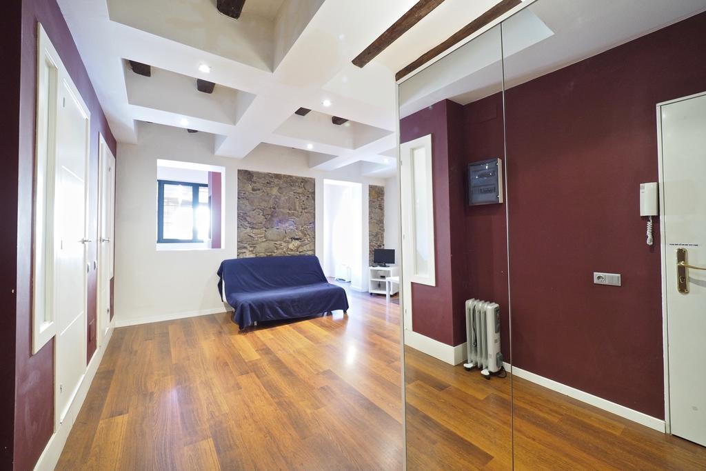 Sunny Apartments บาร์เซโลนา ภายนอก รูปภาพ